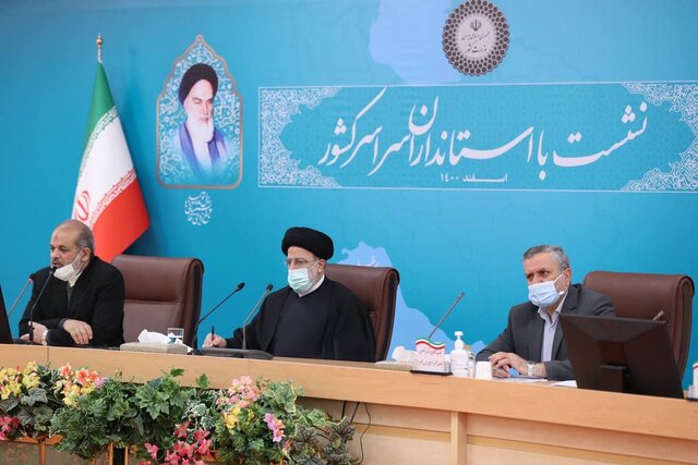 همه بخشهای کشور با یکدیگر همآهنگ و همراه هستند همه بخشهای کشور با یکدیگر همآهنگ و همراه هستند