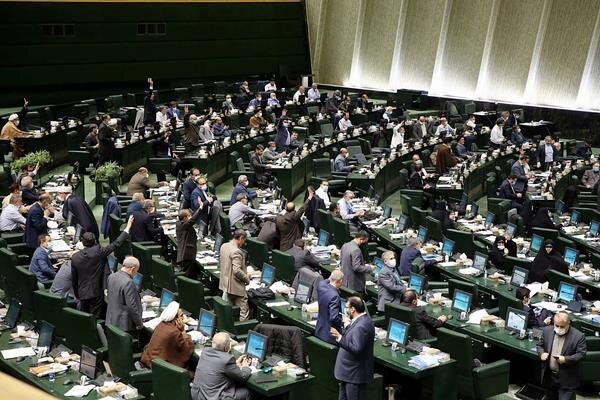 بیانیه 260 نماینده به رئیس جمهور در قدردانی از امدادرسانی جمعیت هلال احمر در سیل های اخیر