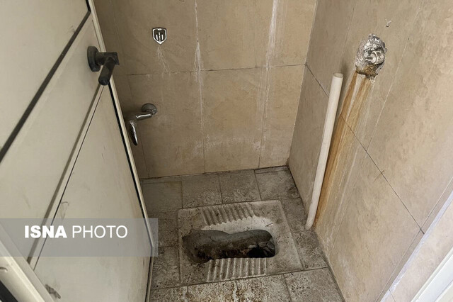 وضعیت غیربهداشتی و اسفناک ورزشگاه استقلال!