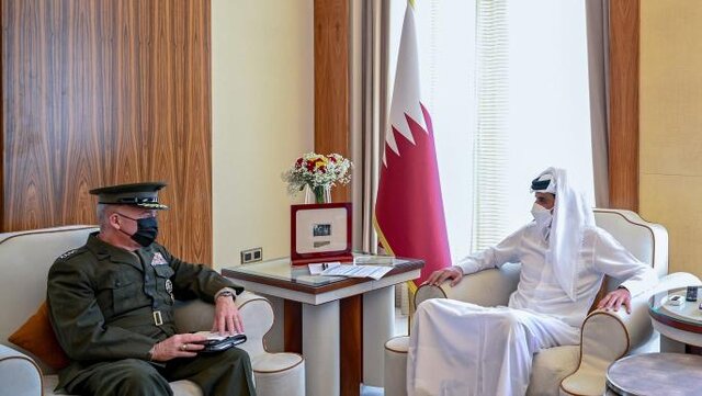 دیدار فرمانده سنتکام با امیر قطر در دوحه دیدار فرمانده سنتکام با امیر قطر در دوحه