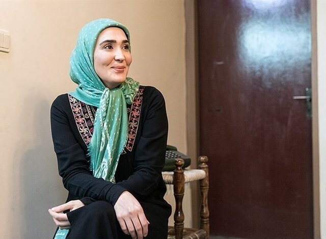 عکس تزیینی است/پشت صحنه پنچری نمی دانم بر دختر پرجنب و جوش سریالهایم چه گذشت که به این تصمیم رسید!