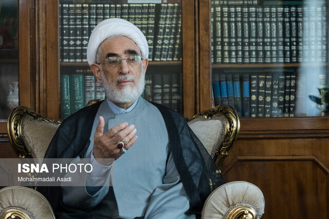 اصلاحطلبان شجاعت عذرخواهی داشته باشند