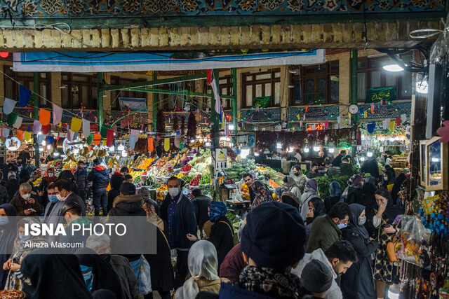 عکس خبر آرشیوی است. رعایت ۵۸ درصدی پروتکلهای ضدکرونا در کشور / نانواییها در قعر رعایت بهداشت فردی