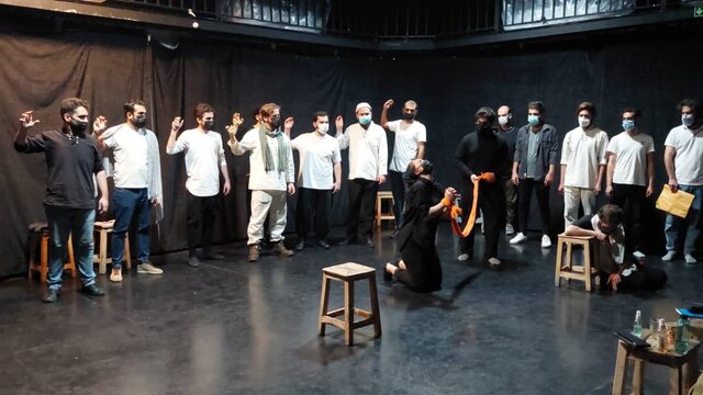 تمرین نمایش «شام آخر» بازیگرانمان خواننده هم هستند