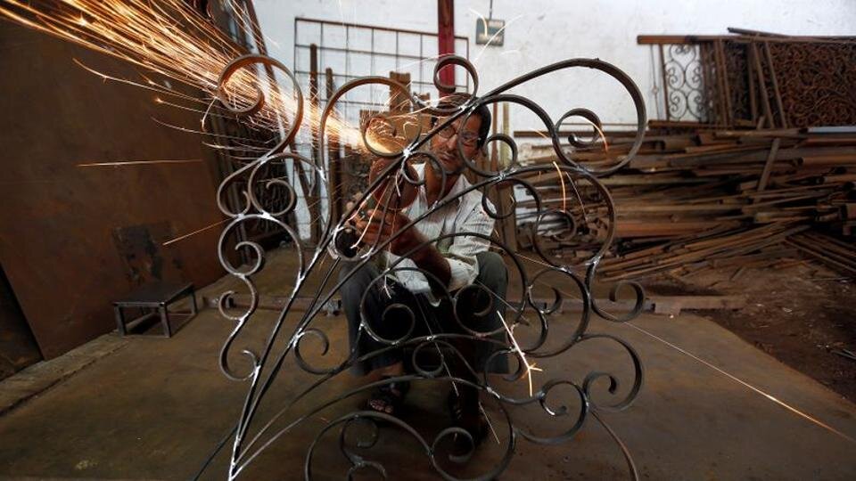 قیمت روز آهن، میلگرد، ورق شیروانی و حفاظ آهنی