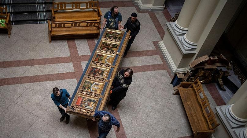 تلاش برای تخلیه آثار هنری بزرگترین موزه اوکراین در لویو