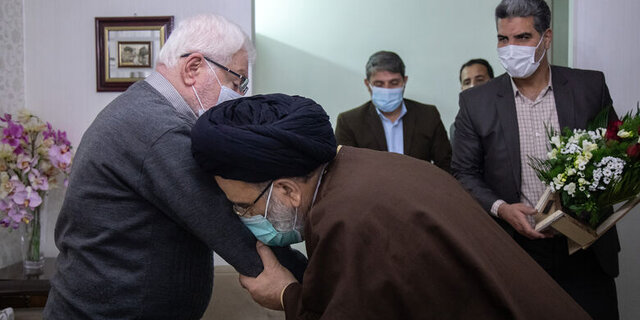 تجلیل و قدردانی از رشادت و فداکاری یادگاران دفاع مقدس