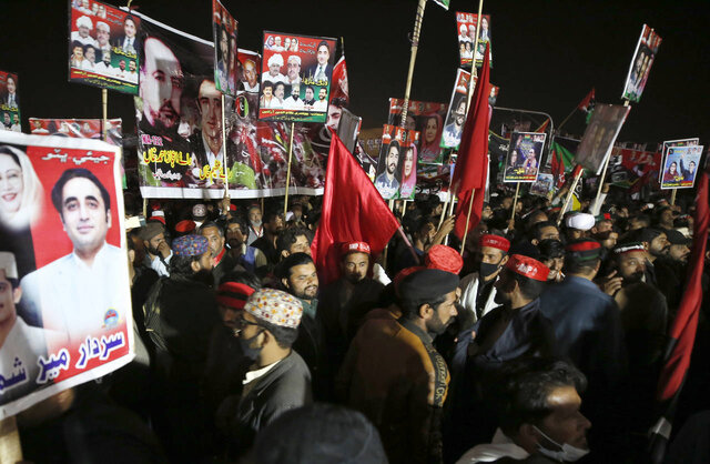 راهپیمایی بزرگ اپوزیسیون پاکستان با هدف برکناری عمران خان
