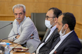 حضور وزیر اقتصاد در جلسه شورای گفت‌وگوی دولت و بخش خصوصی در اتاق بازرگانی مشهد