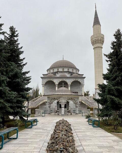بمباران مسجد سلطان سلیمان در ماریوپل از سوی روسیه بمباران مسجد سلطان سلیمان در ماریوپل از سوی روسیه