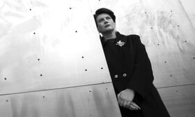 نوشتن کتاب برای کودکان زیر بمباران 