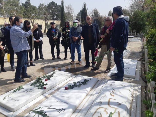 عکس تزیینی است برای قدیمی ها و جوانان هنرمندی که آرام گرفتند