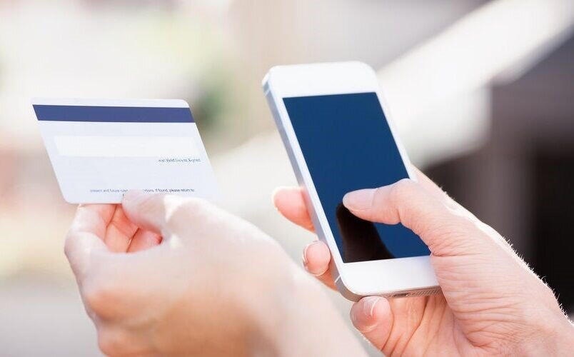 خدمات متنوع بانک ایران زمین در حوزه کارت بانکی