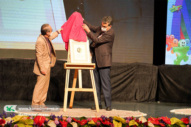 تاکید بر نقش اسباببازی در دنیای امروز