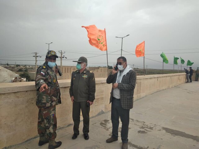 بازدید فرمانده قرارگاه راهیان نور ارتش از یادمان‌های دهلاویه و چزابه