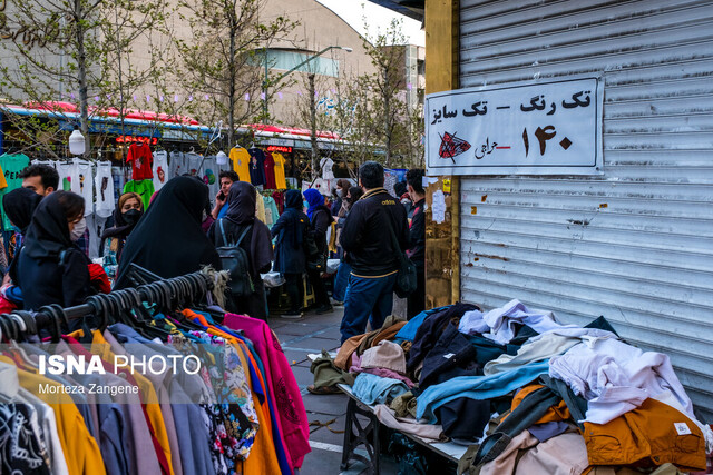 مقابله شهرداری با مافیای سدمعبر چهارراه ولیعصر/ آغاز رسمی ساماندهی دستفروشان چهارراه از هفته گذشته