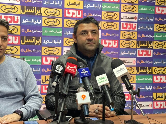 فاضلی: بهترین خط دفاعی لیگ را داریم فاضلی: بهترین خط دفاعی لیگ را داریم