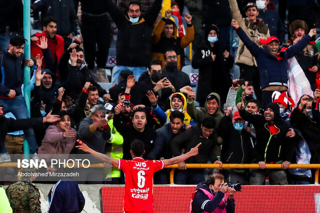 چرا بازی هوادار - پرسپولیس بدون تماشاگر شد؟