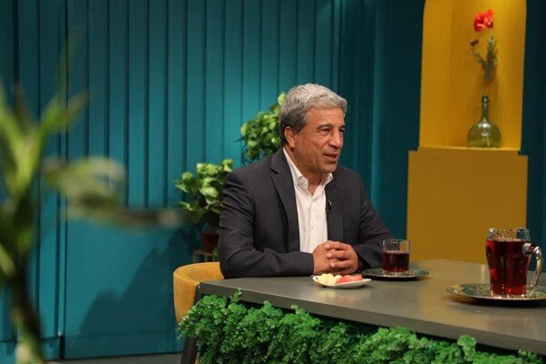 شیر مادر، نان پدر حلالت دلاور!