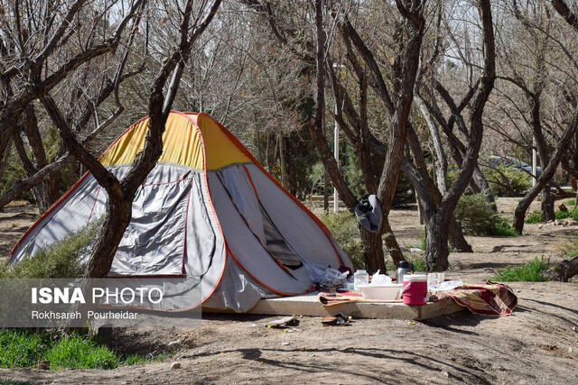 مسافران نوروزی سمنان ۱۰درصد بیشتر از متوسط کشوری/ عبور تحقق اهداف نظام از معبر تولید دانش بنیان