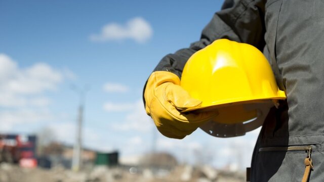 رعایت ایمنی؛ اصل ضروری در محیط کار رعایت ایمنی؛ اصل ضروری در محیط کار