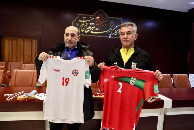 ایران با لباس قرمز برابر لبنان بازی میکند
