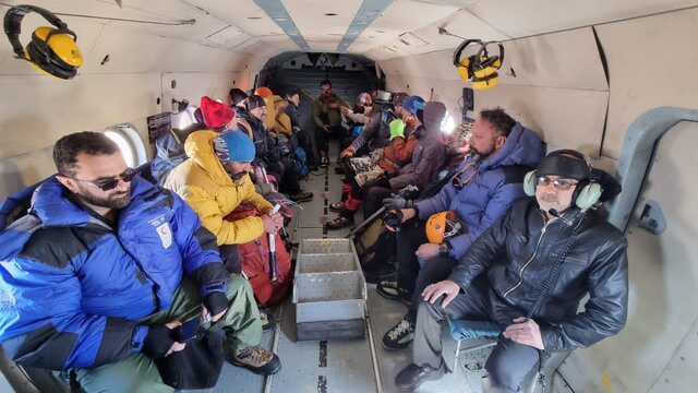  نجات و انتقال ۱۲ کوهنورد گم‌شده در آبعلی از ارتفاعات به نقطه امن