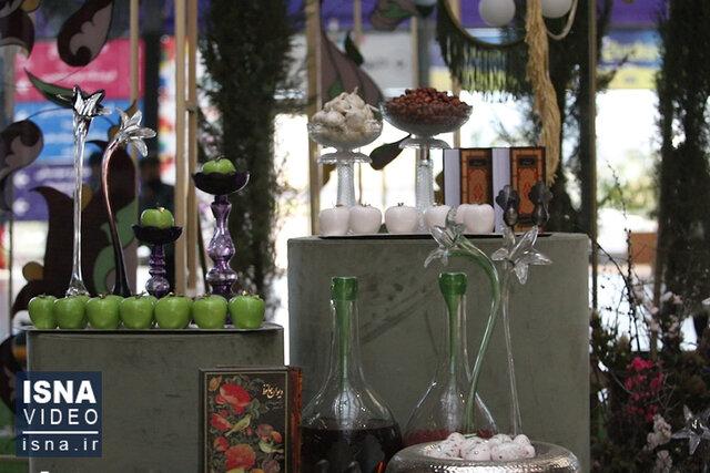 ویدئو / گشتوگذار نوروزی در باغ کتاب تهران