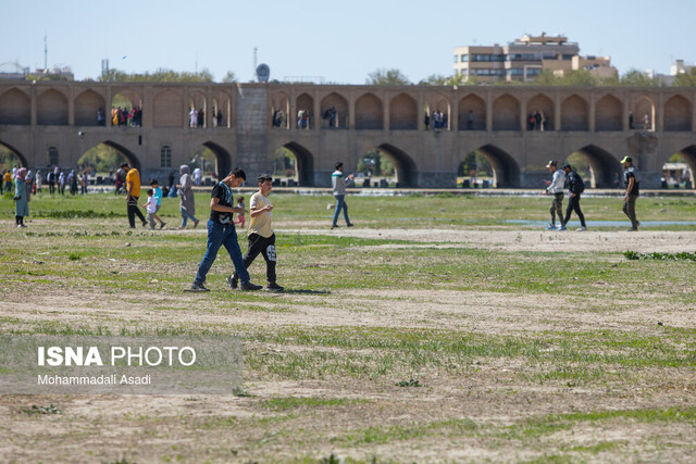 برای نفسهای به شماره افتاده «زندهرود»