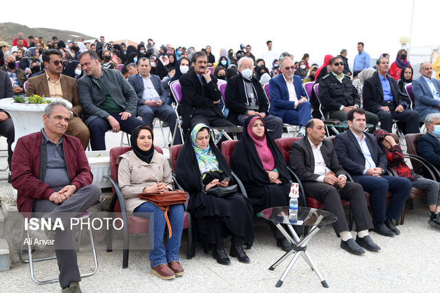 آئین افتتاح دوچرخه هوایی در مجموعه هیرلند