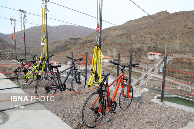 آئین افتتاح دوچرخه هوایی در مجموعه هیرلند