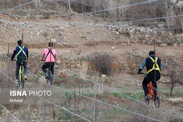 آئین افتتاح دوچرخه هوایی در مجموعه هیرلند