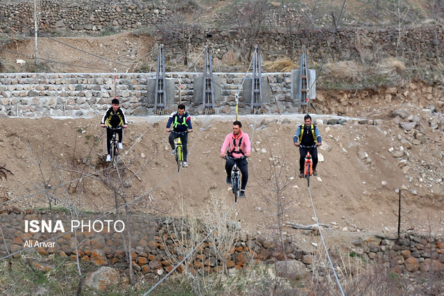 آئین افتتاح دوچرخه هوایی در مجموعه هیرلند