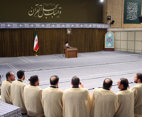 مراسم تلاوت و انس با قرآن کریم در حسینیه امام خمینی (ره) 19