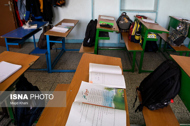 عکس از آرشیو افتتاح سه مدرسه خیرساز در ایذه