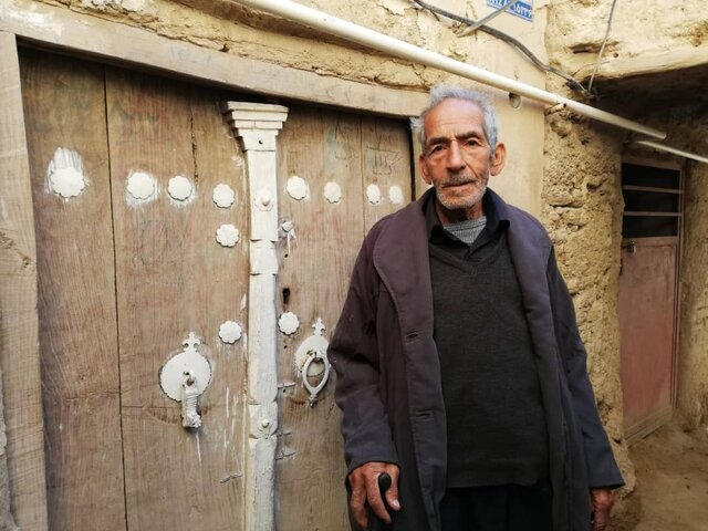 ترازوهای این مرد، شهره خاص و عام بوده