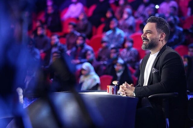 دفاع احسان علیخانی از داور «عصر جدید» دفاع احسان علیخانی از داور «عصر جدید»