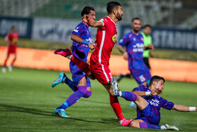 هفته بیست و چهارم لیگ برتر فوتبال؛ پرسپولیس - هوادار 7