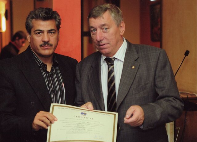 یوسفی افشار سکوتش را شکست: با بنا مشکلی ندارم / کشتی آزاد به چرخه انتخابی پایبند بود