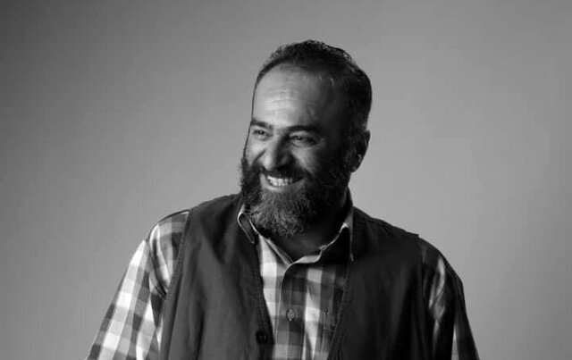 مسئولان درباره هنر انقلاب فقط شعار میدهند