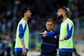 هفته بیست و چهارم لیگ برتر فوتبال؛ استقلال - پیکان