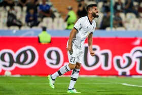 هفته بیست و چهارم لیگ برتر فوتبال؛ استقلال - پیکان