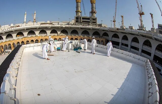 مسجدالحرام ۱۰ بار در روز شسته میشود