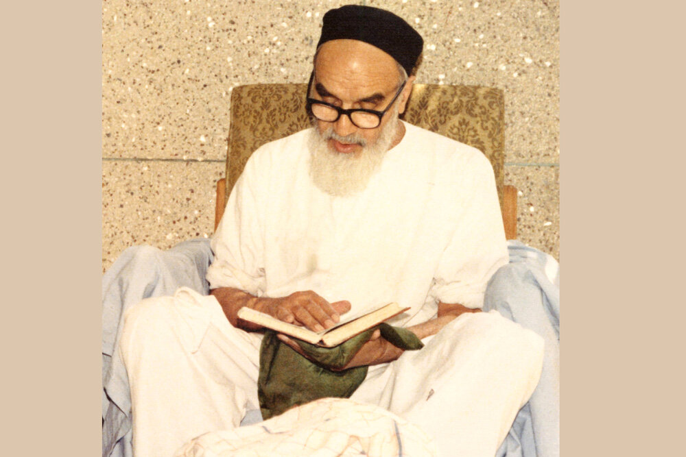 اطلاعیه ستاد مرکزی بزرگداشت حضرت امام خمینی (س) در خصوص برنامه های ۱۳ و ۱۴ خرداد