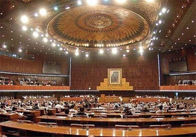 تشکیل جلسه پارلمان پاکستان برای تعیین سرنوشت عمران خان