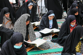 جزء خوانی قرآن کریم در حرم امام رضا(ع)