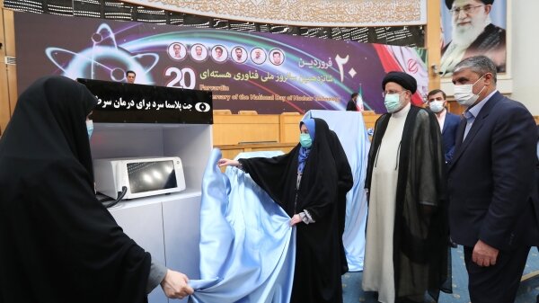 دولت از تحقیق و پژوهش در صنایع صلحآمیز هستهای حمایت میکند دولت از تحقیق و پژوهش در صنایع صلحآمیز هستهای حمایت میکند
