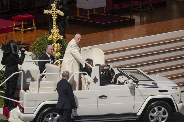 پاپ فرانسیس خواستار آتش بس به مناسبت عید پاک شد پاپ فرانسیس خواستار آتش بس به مناسبت عید پاک شد