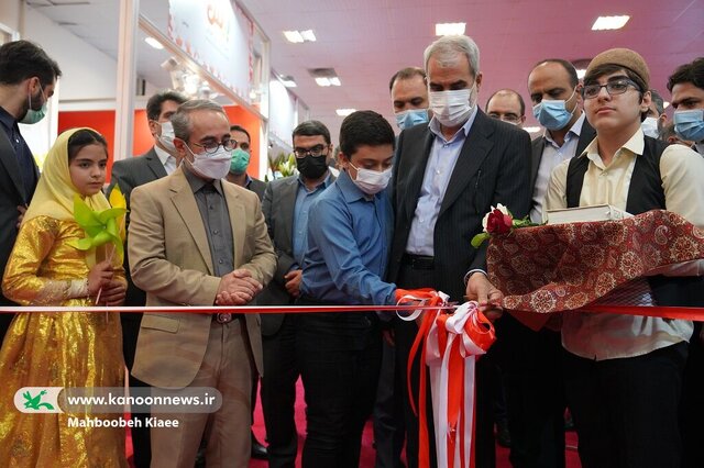 نمایشگاه و بازار فروش جشنواره اسباببازی افتتاح شد