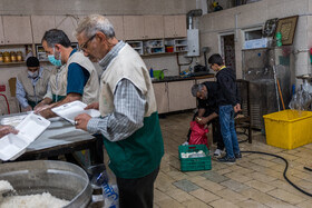 سفره افطار در کورههای آجرپزی 2